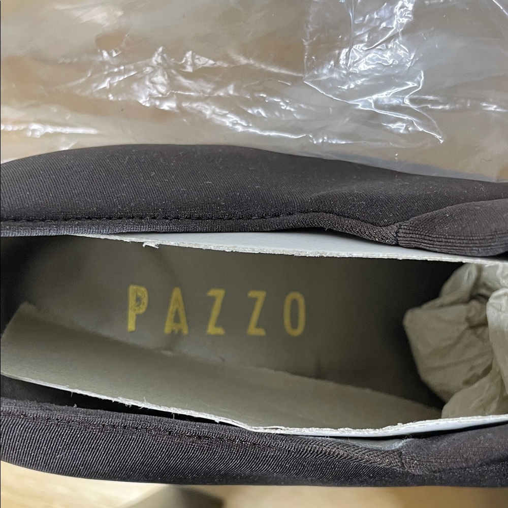 PAZZO Black Ankle Boots - Picture 2 of 9